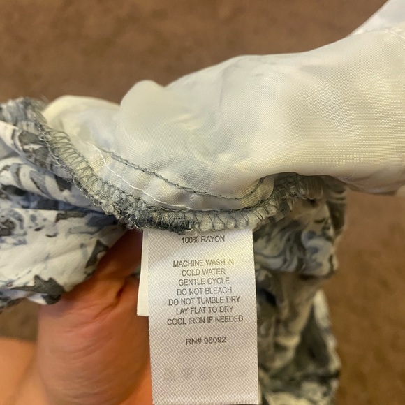 Dalia Collection Black White Floral Pants High Rise Tapered Pleated 8 - Picture 5 of 5